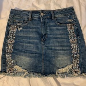 Jean mini skirt
